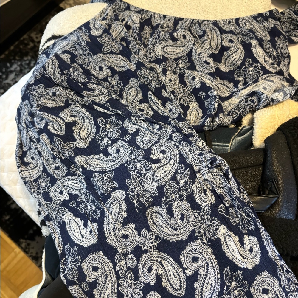 Two piece paisley outfit - Picture 4 of 4